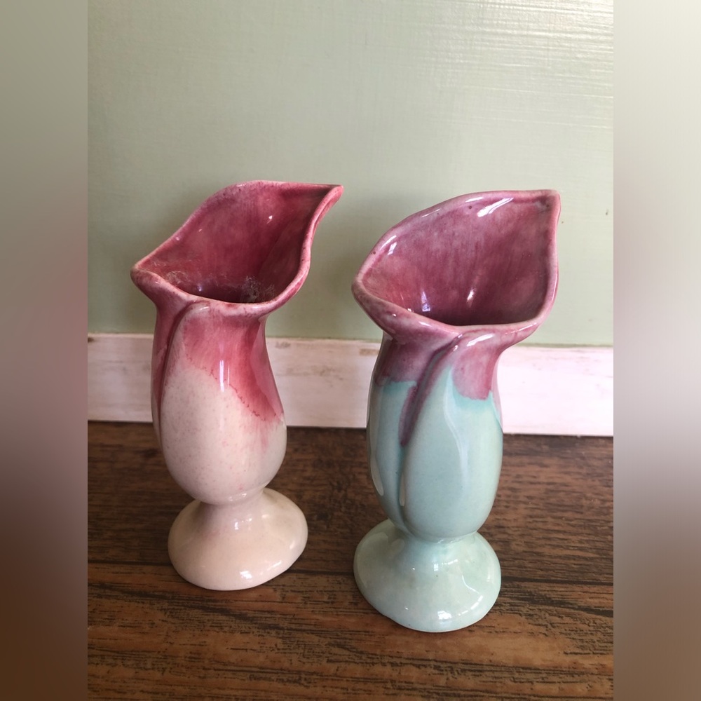 2 Vintage Mini Bud Tulip Vases Ceramic Two Tone Purple Blue Maroon Mcm pastel